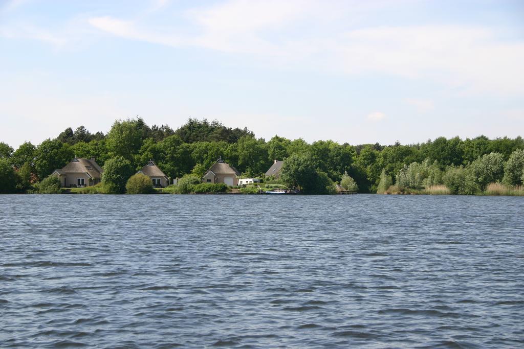 Vakantiepark Emslandermeer Vlagtwedde Esterno foto