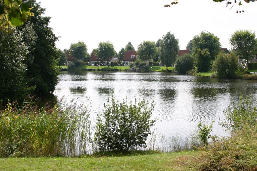 Vakantiepark Emslandermeer Vlagtwedde Esterno foto