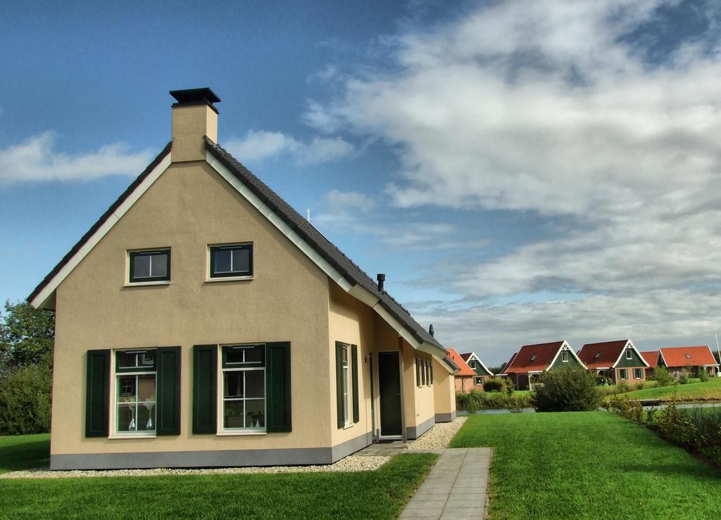 Vakantiepark Emslandermeer Vlagtwedde Esterno foto
